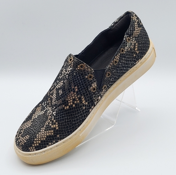 MOVE Chocolat Blu Neve Black Gold Snake Print Leather Slip-On Sneaker Size 6/36 - Picture 1 of 11